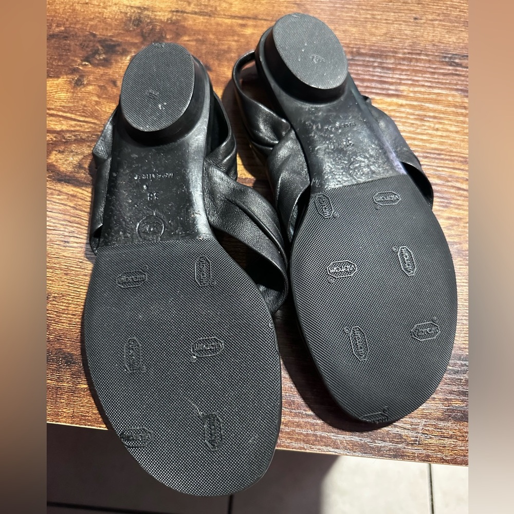CHANEL Black Leather Thong Slingback Sandals with Silver Logo Ring 38 - Picture 7 of 11